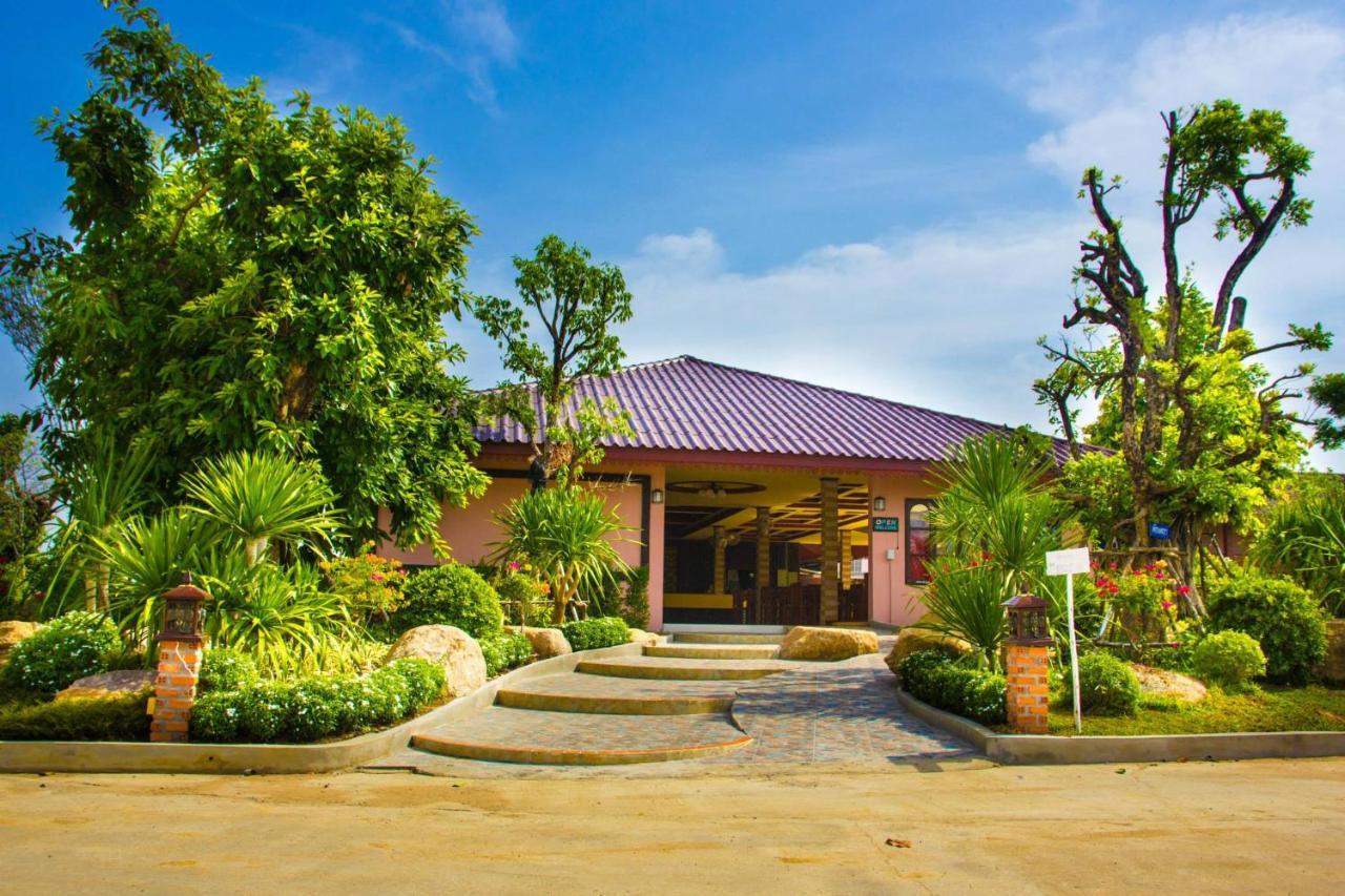 Sukhothai Grand Resort And Spa Экстерьер фото